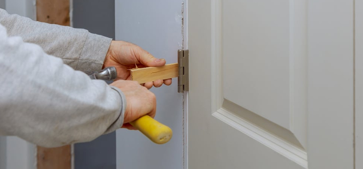 fiberglass entry door repair in La Mesa